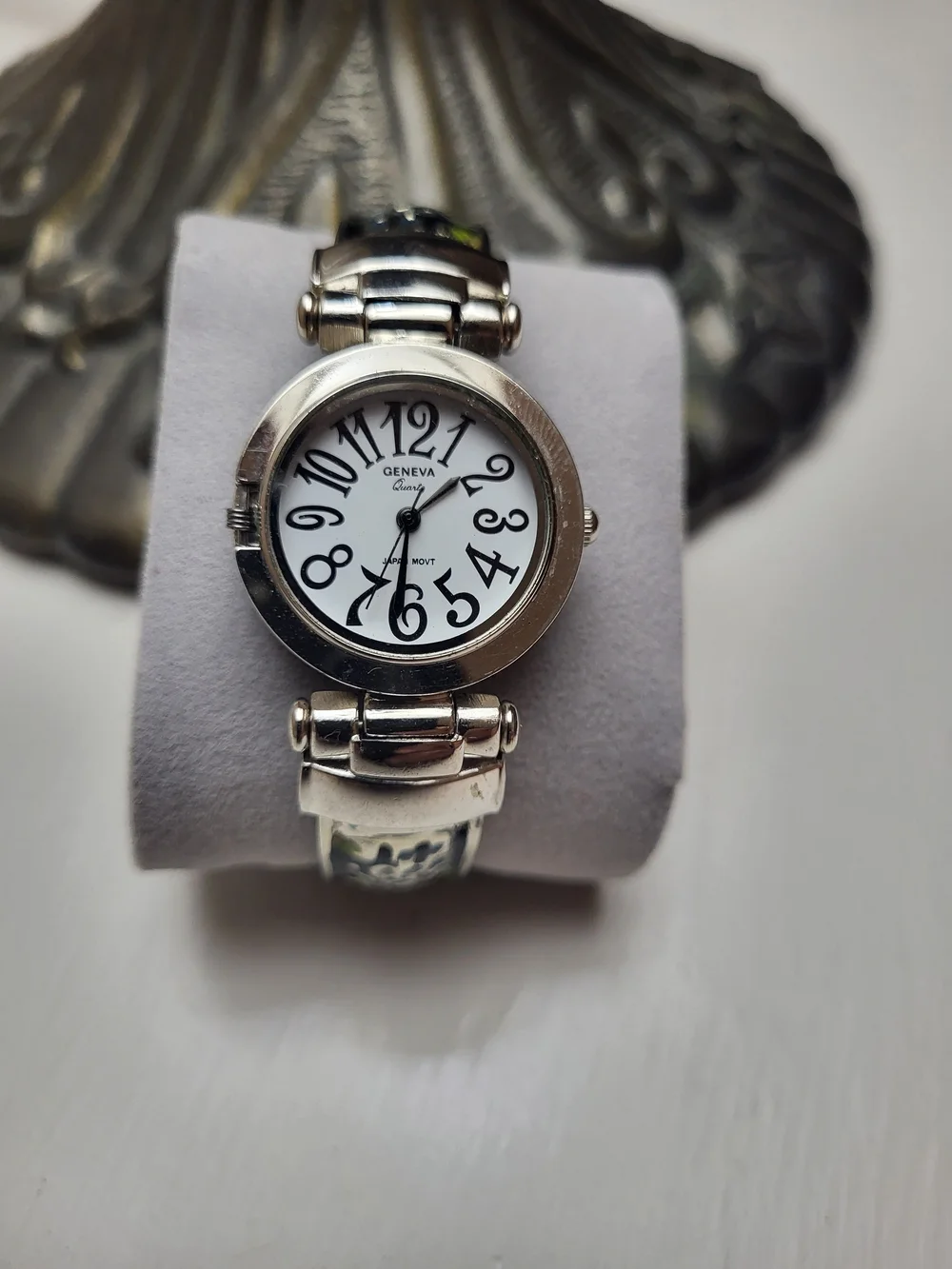 Geneva Art Deco Floral Silver Tone Round Dial Watch with White Face